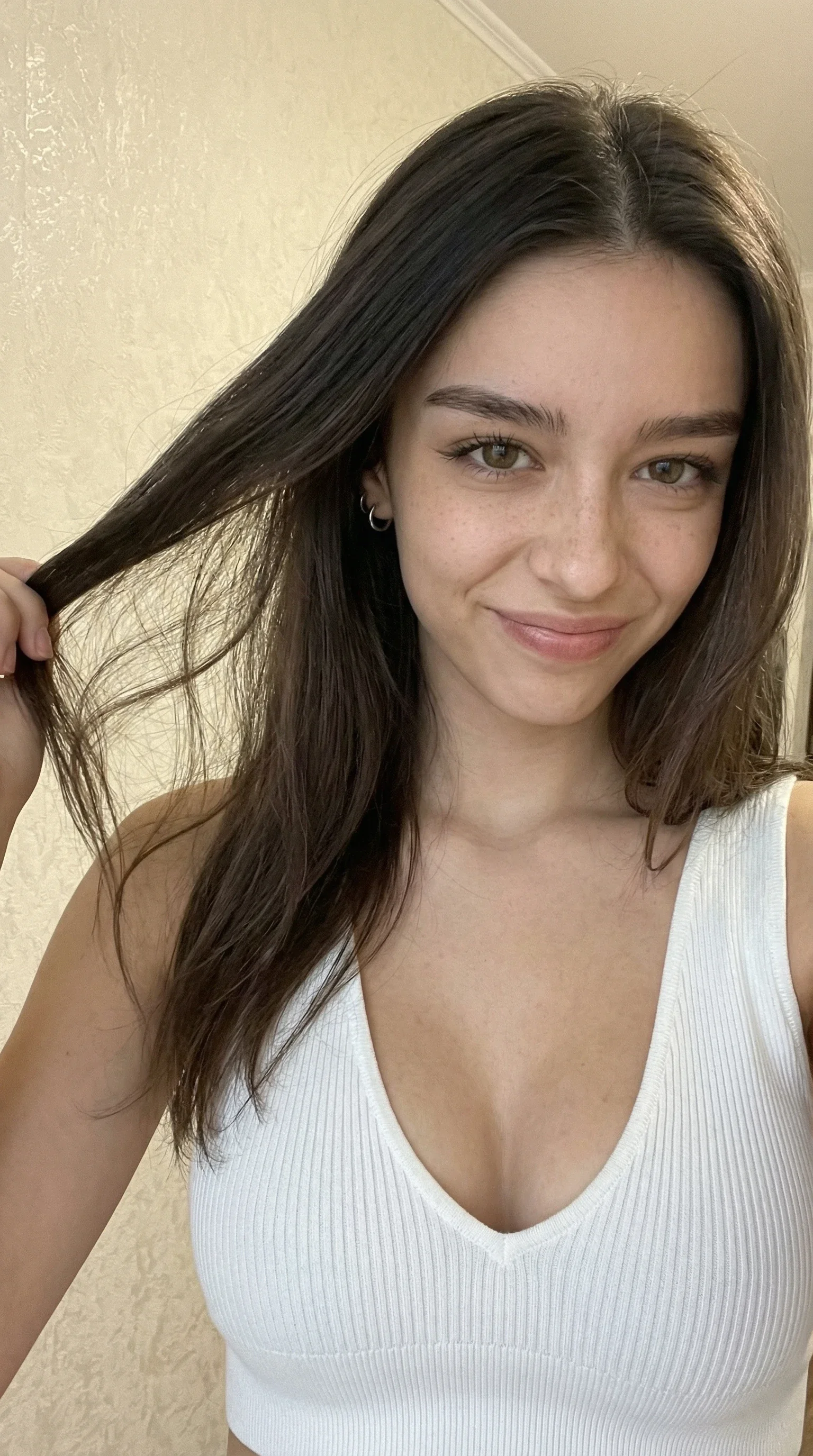 Faye AI boyfriend alternative — Fanchaty.ai