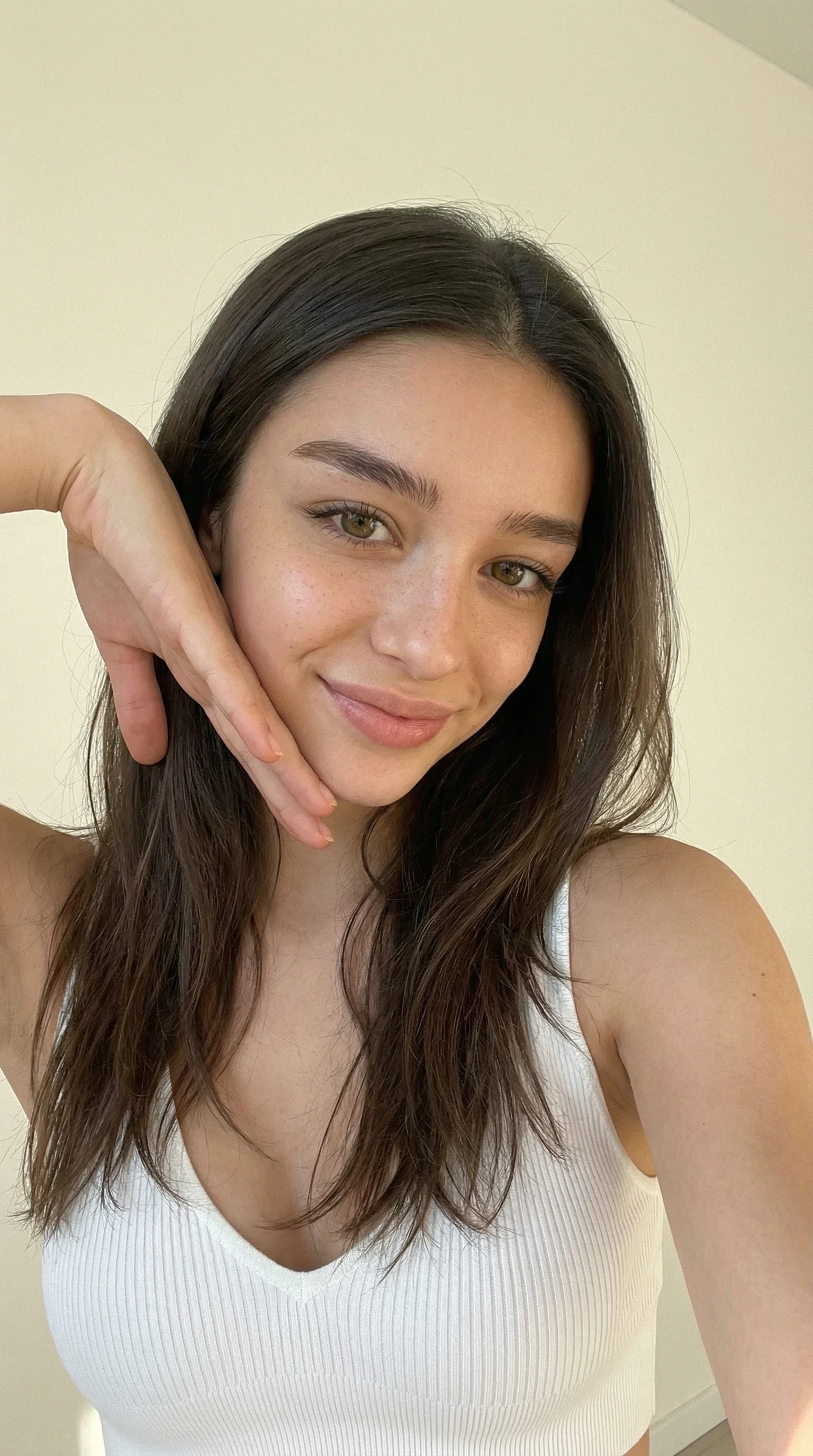 Faye AI companion — Fanchaty.ai