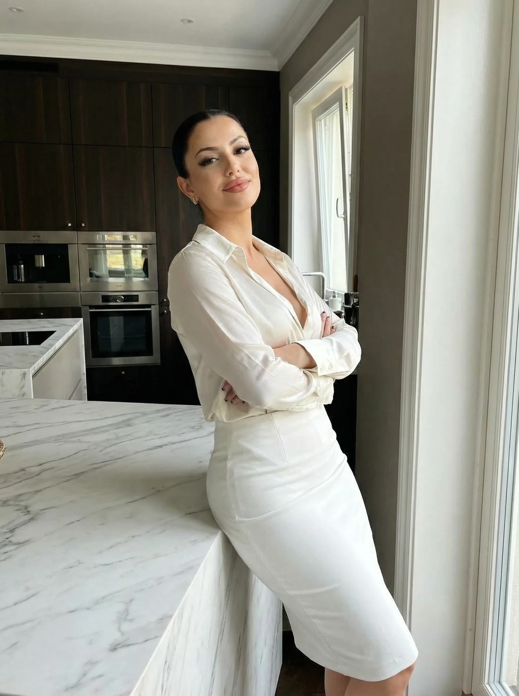 Veronica AI roleplay — Fanchaty.ai